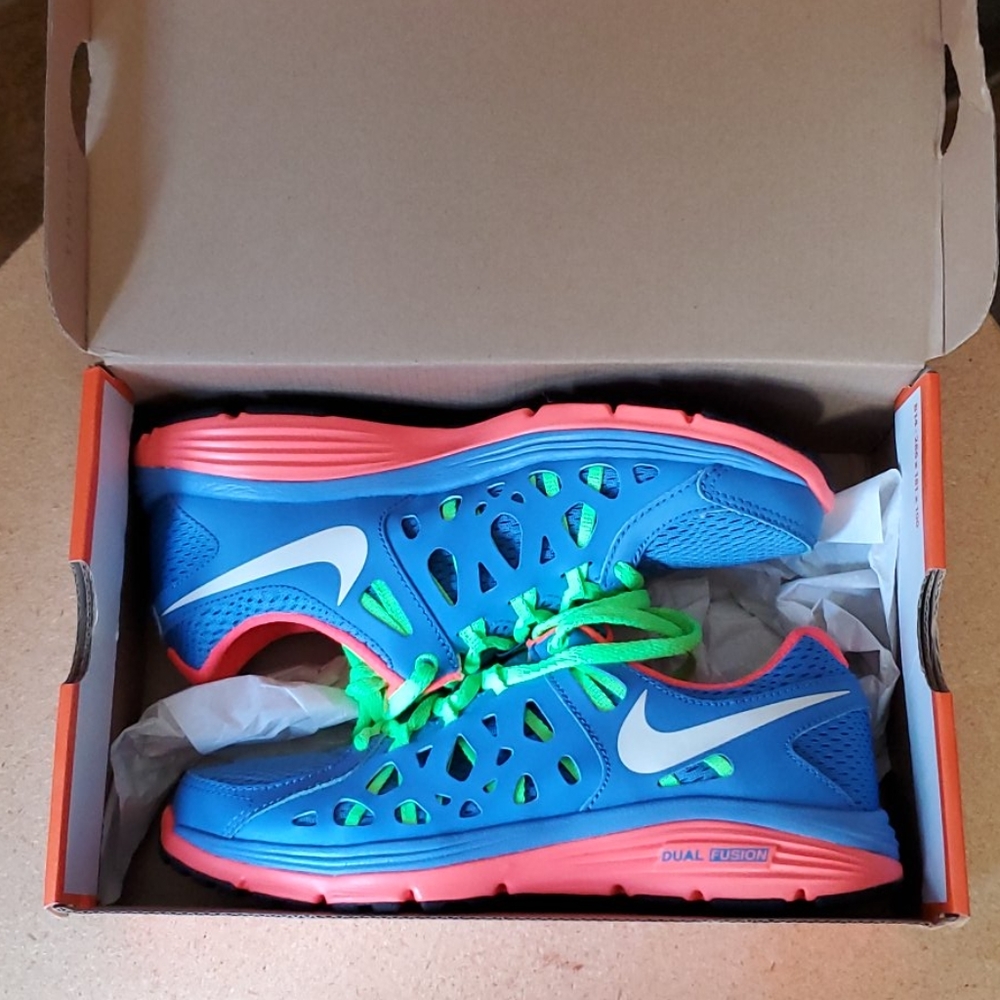 Women's Nike Dual Fusion Run 2